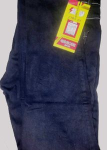 Men Black Slim Tapered Fit Cotton Jeans