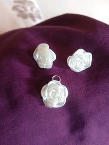 Rose Pendant With Earrings