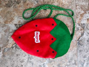 Vintage Mapro Strawberry Sling