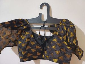 💥Price Drop💥 🆕️ Black Brocade Blouse