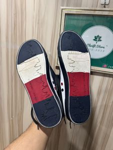 Tommy Hifiger Navy Leather Mid-Top Sneakers