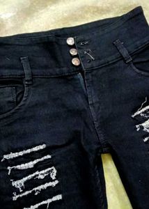Skinny Fit Ripped Jeans