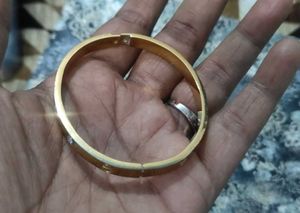 Elegant Gold Bangle Bracelet