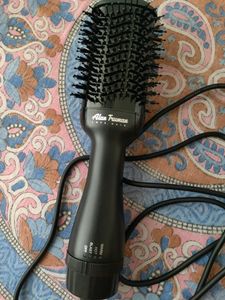 Alan Truman The blow brush