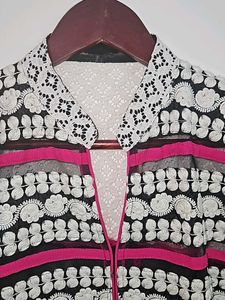 Pretty Kurta For Women