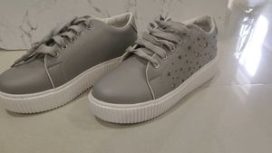 Sneakers For Women