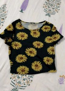Set Of 4 Cute Crop Tops With 1 Gym Top