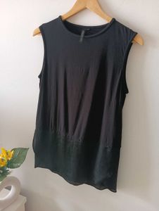 Forever New Stylish Black Sleeveless Tunic
