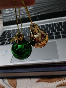 4 Beautiful  Bulb
