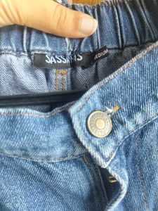 Baggy Jeans/ Baloon Fit