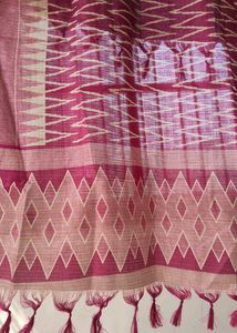 Elegant off-White Kurta with Dupatta