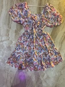Floral Print Back Knot Dress.SIZE-30-36