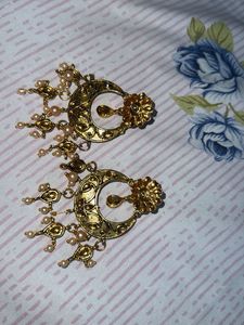 Elegant Golden Chandbaali