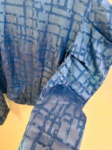 Stylish Blue Patterned Top