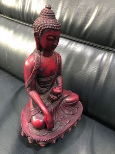 Buddha Statue Hand Carved In Maroon Resin