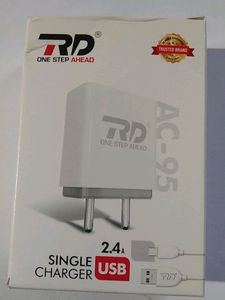 USB Charger (RD)