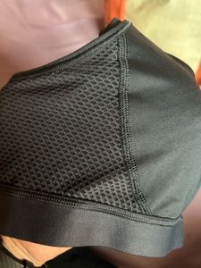 I M Selling Sports Bra And Very Comfortable