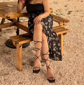 Strapless Floral Dress 🌸