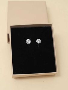 Necklace&amp;earstud Combo