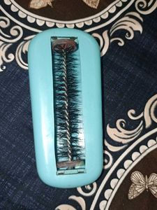 Bedsheets Cleaning Brush