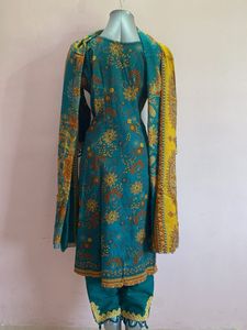 Pakistani New Kurta Set &amp; Dupatta
