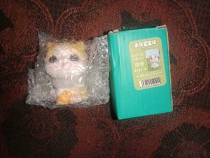 Cute Cat Showpiece