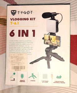 6 IN 1 VLOGGING KIT
