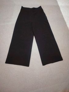 Black Colour its Fits 28, 30 And Side Zip