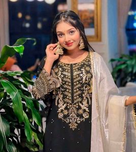 Elegant Black Embroidered Salwar Kameez