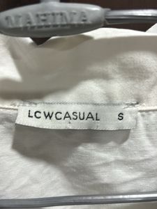 white shirt with 2 pockets