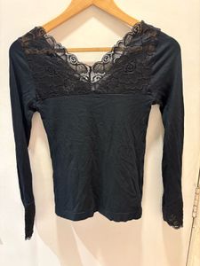 Beautiful  Top With Lace