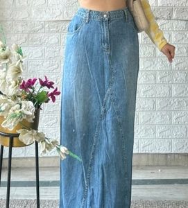 Denim Maxi Skirt 🤍
