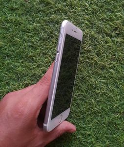 iPhone 6 (64GB) – Display/Touch Not Working – 🍎