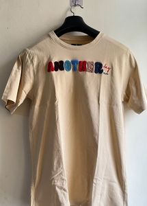 Minimal Beige Tee – Effortless Everyday Style
