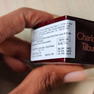 Charlotte Tilbury Airbrush Flawless Finish Compact