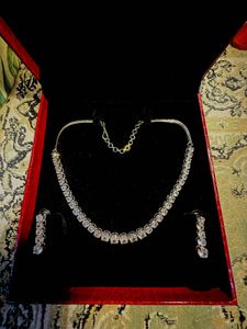 Elegant Necklace & Earring Set Anti Tarnish