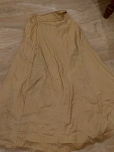 Elegant Gold Maxi Skirt