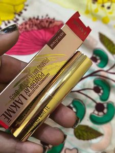 Lakme 9to5 Priming Matte Lipstick