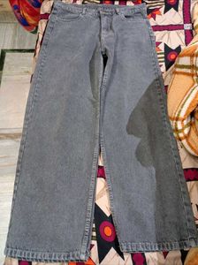 Vintage Grey Straight-Leg Jeans - Unisex