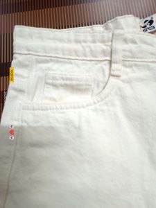 (C-09) 30 Size Straight Jeans White