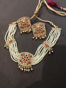 Traditional 🎀Pearl &amp; Gold Tone Necklace Set