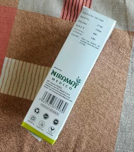 S-Glow Ultra Facewash
