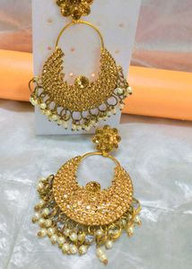 Set Of Earring And Mangtika