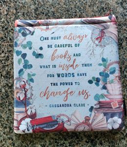 Shadowhunters Booksleeve