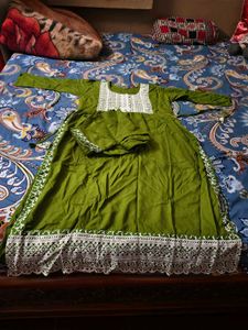 Nayra Cut Kurti Set