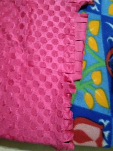 Woollen Stawls