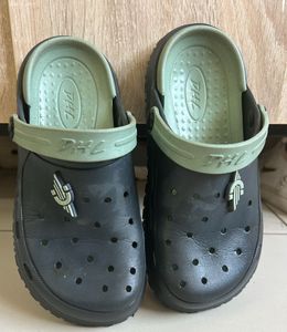 UNISEX CLOGS