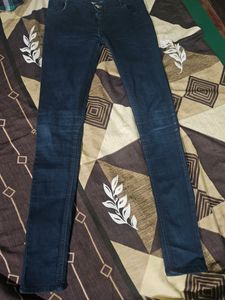 Black Jeans
