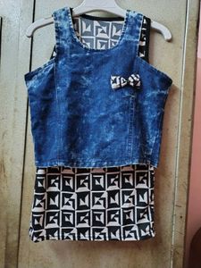 Cute Denim Jacket With Geometric Top