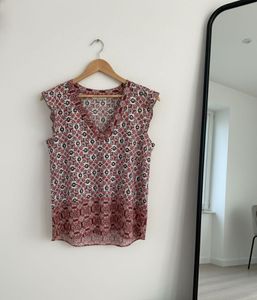 Patterned mega sleeve Blouse